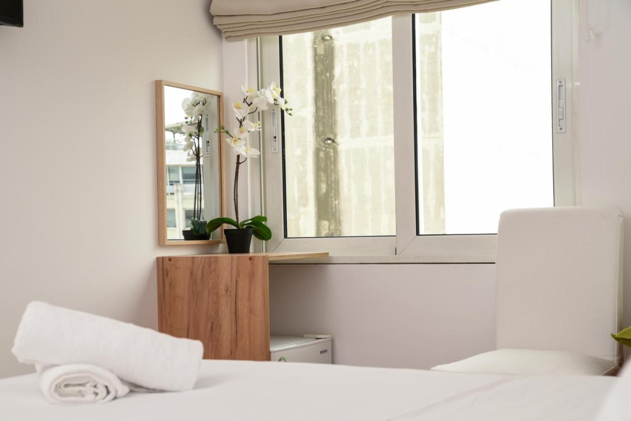 Hotel_Tier アテネ エクステリア 写真