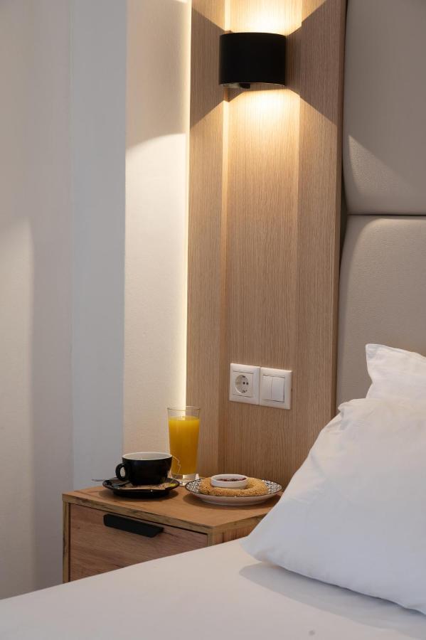 Hotel_Tier アテネ エクステリア 写真